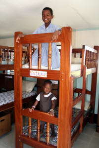 bunks 200