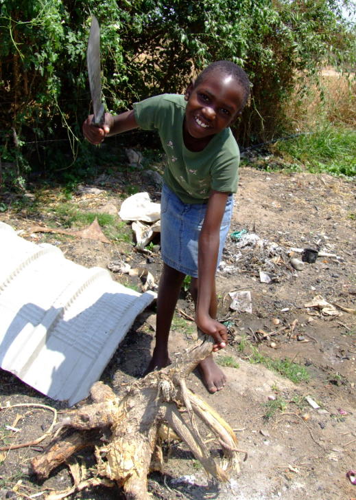 Agatha with knife for wood cutting